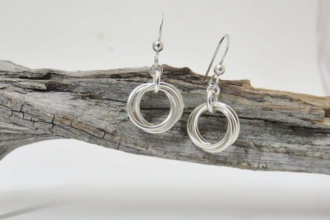 Love knot earrings, 3 ring earrings, sterling silver earrings